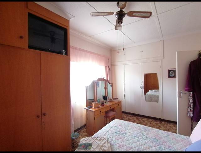 3 BEDROOM FREESTANDING SOLD IN STILFONTEIN EXT 3